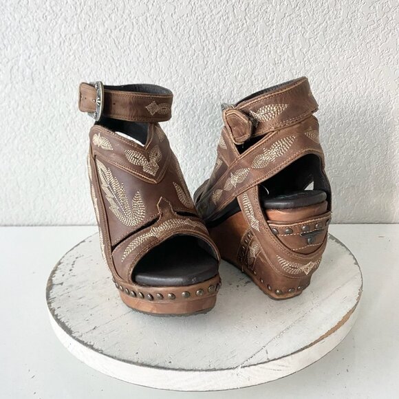 Lane Boots LEXINGTON Womens Brown Wedges 7.5 Western Sandals Cowgirl Wooden Heel - Picture 1 of 11